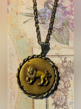Vintage Leo Pendant/ Neclace